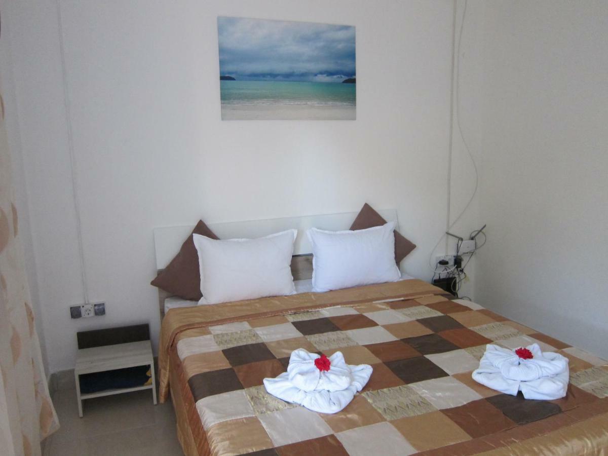 Casa Gherghisan Hotel คอสติเนช ภายนอก รูปภาพ